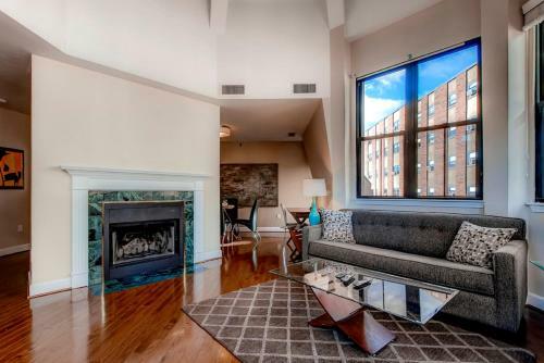 Apartamentos Bluebird Suites At Garrison Square