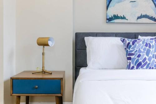 Apartamento Three-bedroom, One-bath Apt In North End