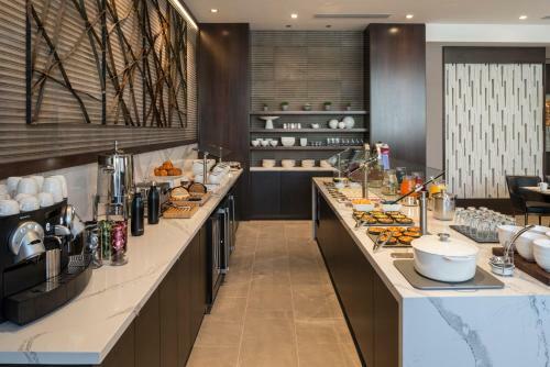 AC Hotel By Marriott Boston Downtown