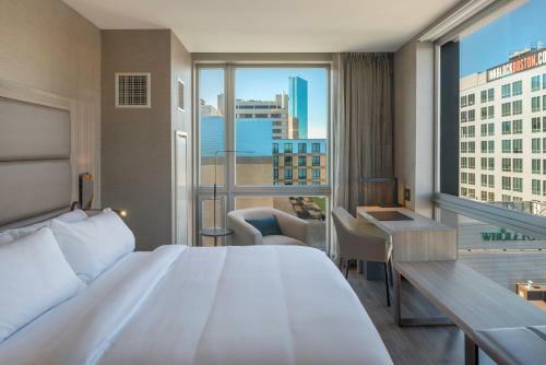 AC Hotel By Marriott Boston Downtown