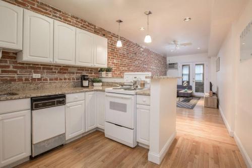 Apartamento Three-bedroom, Two-bath In Heart Of North End