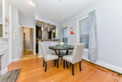 Apartamento Two-bedroom, One-bath Beacon Hill Apt