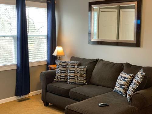 Jackson Apartments A