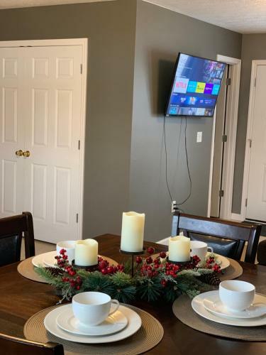 Jackson Apartments Unit B