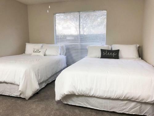 Beach Getaway - Sleeps 12