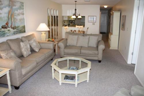 Apartamento Bay Drive Two-bedroom Condo Unit C