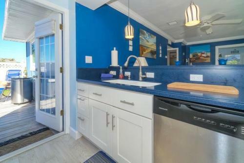 Santorini Home