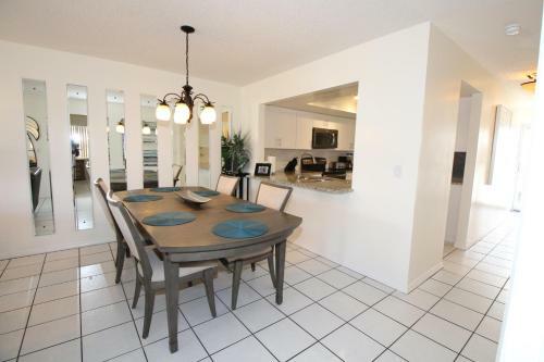 Absolute Anna Maria Two-bedroom Apartment
