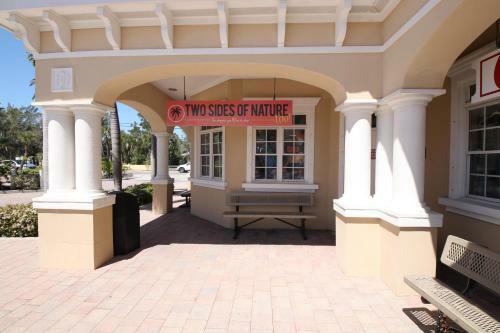 Absolute Anna Maria Two-bedroom Apartment