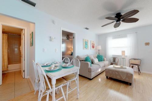 Bay View Inn 202