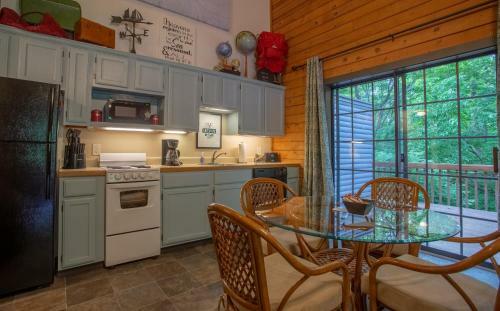 Day Dreamer Cabin