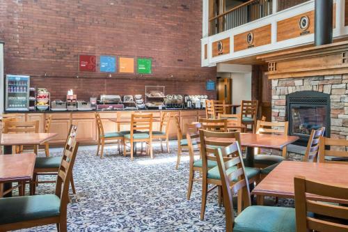 Hotel Comfort Suites South Burlington