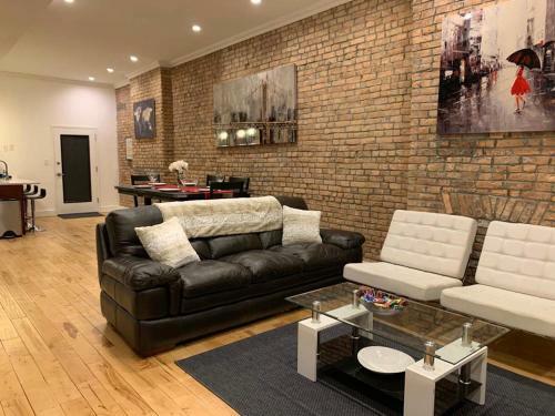 Newly Renovated Duplex Apartment 2