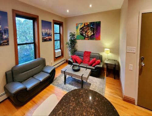 Apartamento Newly Renovated Penthouse Suite