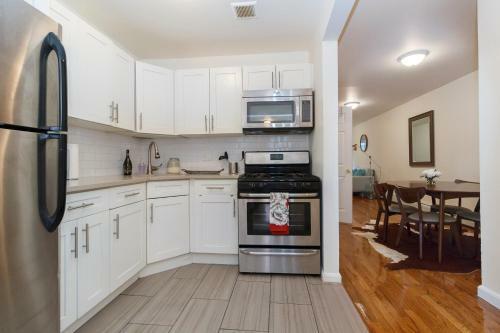 Private Garden 2 Bedroom Apartment