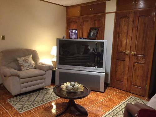 Apartamento Mcsimon's | Cozy Private Studio | Near Nyc