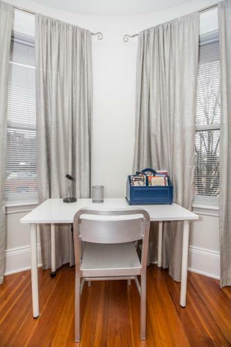 Apartamentos Bright, Spacious, 1 Br, Washington Square, Steps To Train, Parking Avail