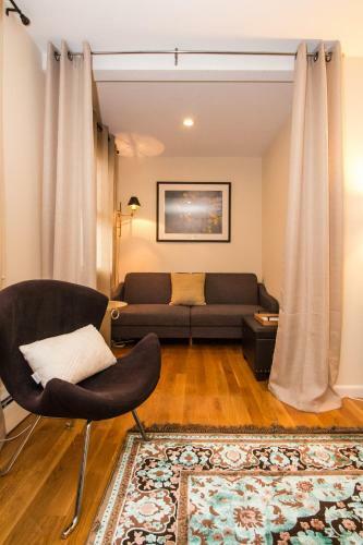 Apartamento Sunny Spacious 2 Bed Plus Den,mbta,mins To Boston