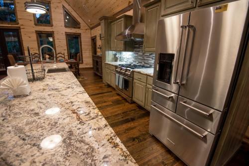 Water Music Cabin Broken Bow Cabin
