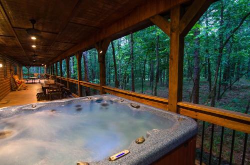 The Great Outdoors Cabin Broken Bow Cabin