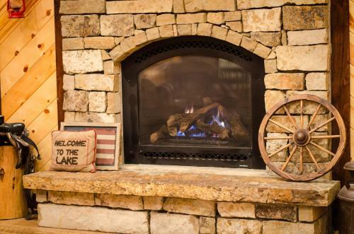 The Great Outdoors Cabin Broken Bow Cabin