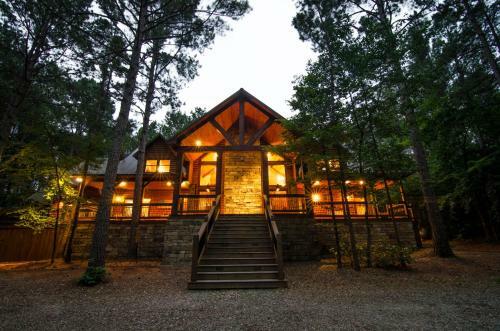 The Great Outdoors Cabin Broken Bow Cabin