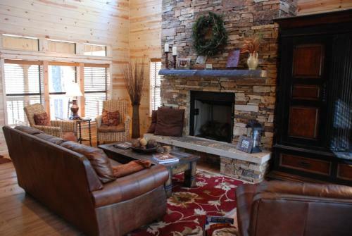 Woodcreek Lodge Broken Bow Cabin