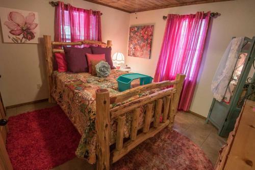 Charmed Cabin Broken Bow Cabin