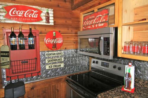 Mountain Creek Lodge Cabin Broken Bow Cabin