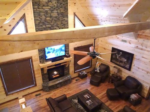 Deerfield Lodge Broken Bow Cabin