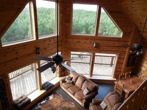 Incommunicado Cabin Broken Bow Cabin