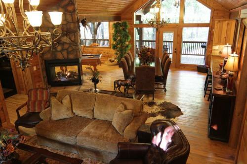 The Haven Cabin Broken Bow Cabin