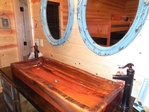 Trout Creek Lodge Broken Bow Cabin