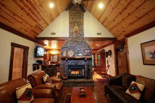 Wisdom Creek Cabin Broken Bow Cabin