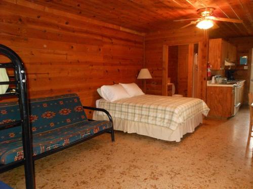 Bay Landing Camping Resort Cabin 21