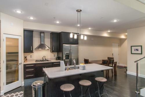 Bunker Creek - Loft 3c