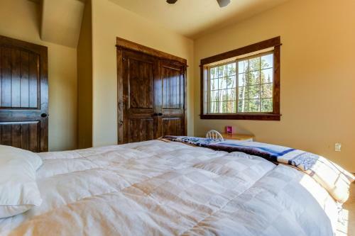 White Bear Condo - #a12