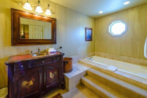 The Villas 8 - 4 Bedroom / 4 Bath