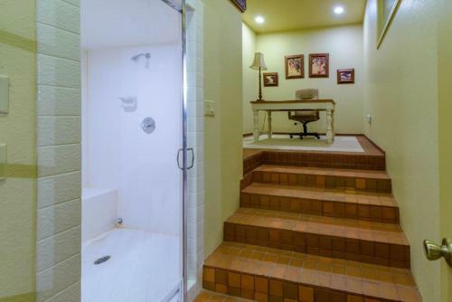 The Villas 8 - 4 Bedroom / 4 Bath