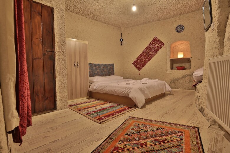 Hotel Cave Life Pension