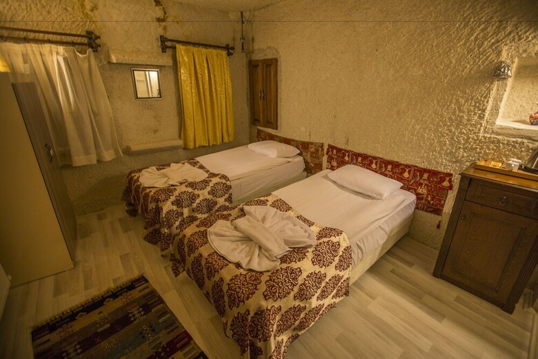 Hotel Cave Life Pension