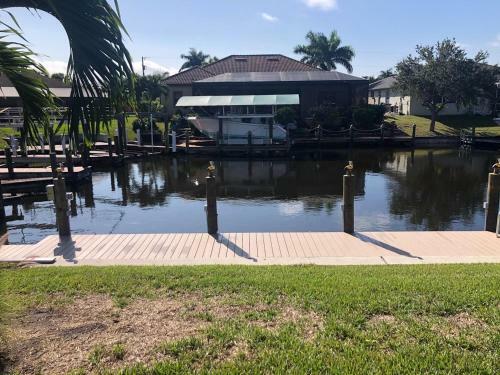 Villa Cozy Cottage - Waterfront