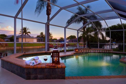 Cape Coral Waterfront Serenity
