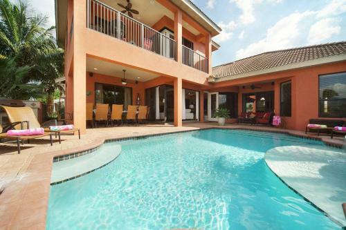 Villa Royal Sunshine