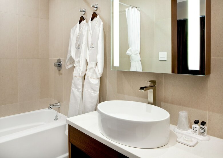 Porter Square Hotel
