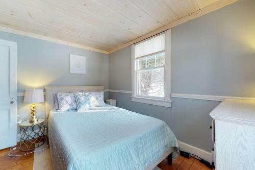 Hosmer Pond Retreat