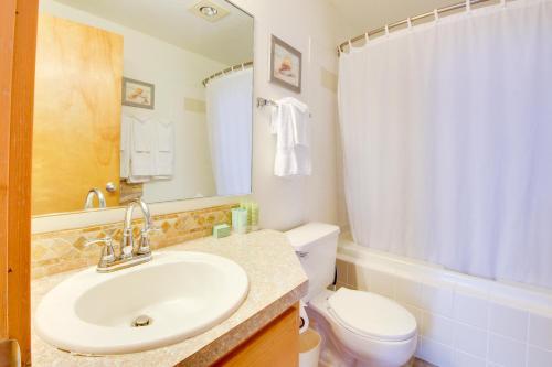 Beaches Inn Fourplex