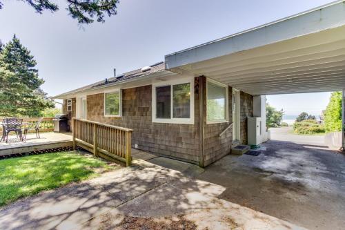 Hemlock Modern Beach House