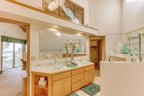 Haystack Views Vacation Rental