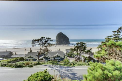 Haystack Views Vacation Rental